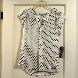 NWT Dainiel Rainn top